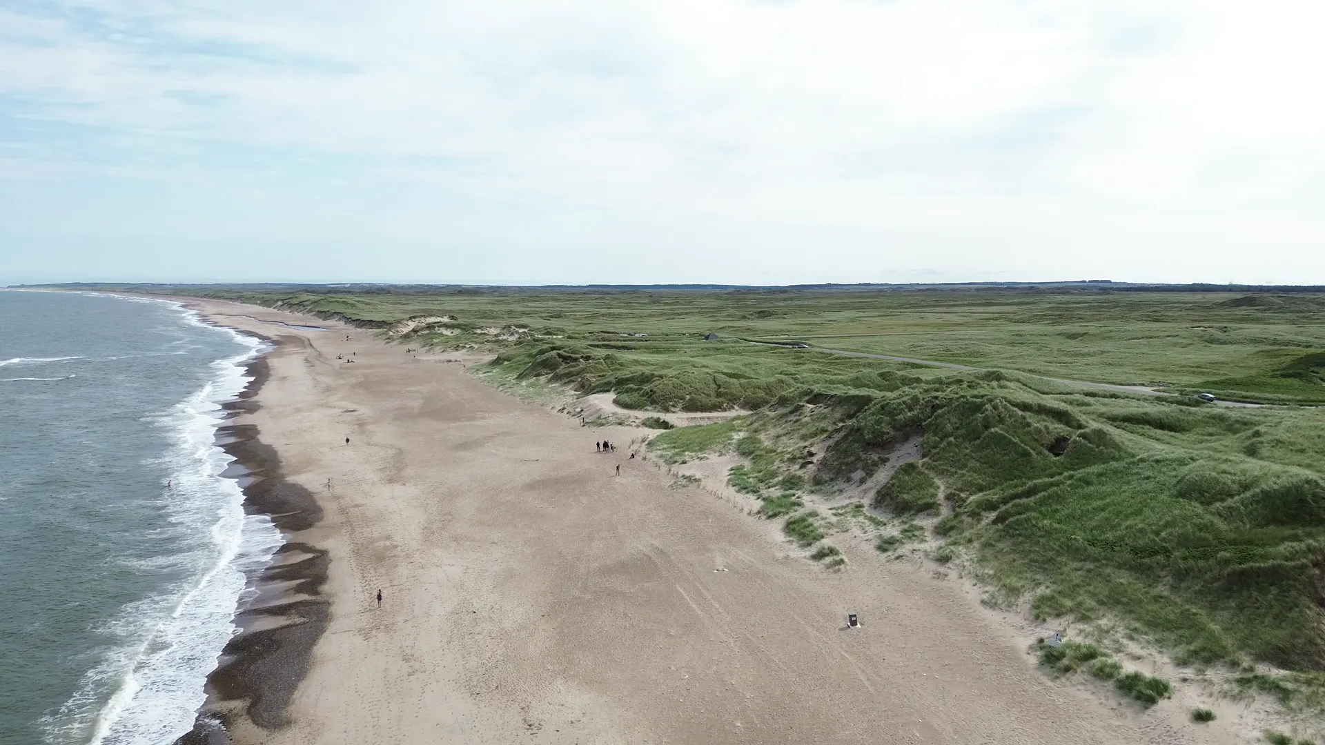 Dünen und Meer an der dänischen Küste